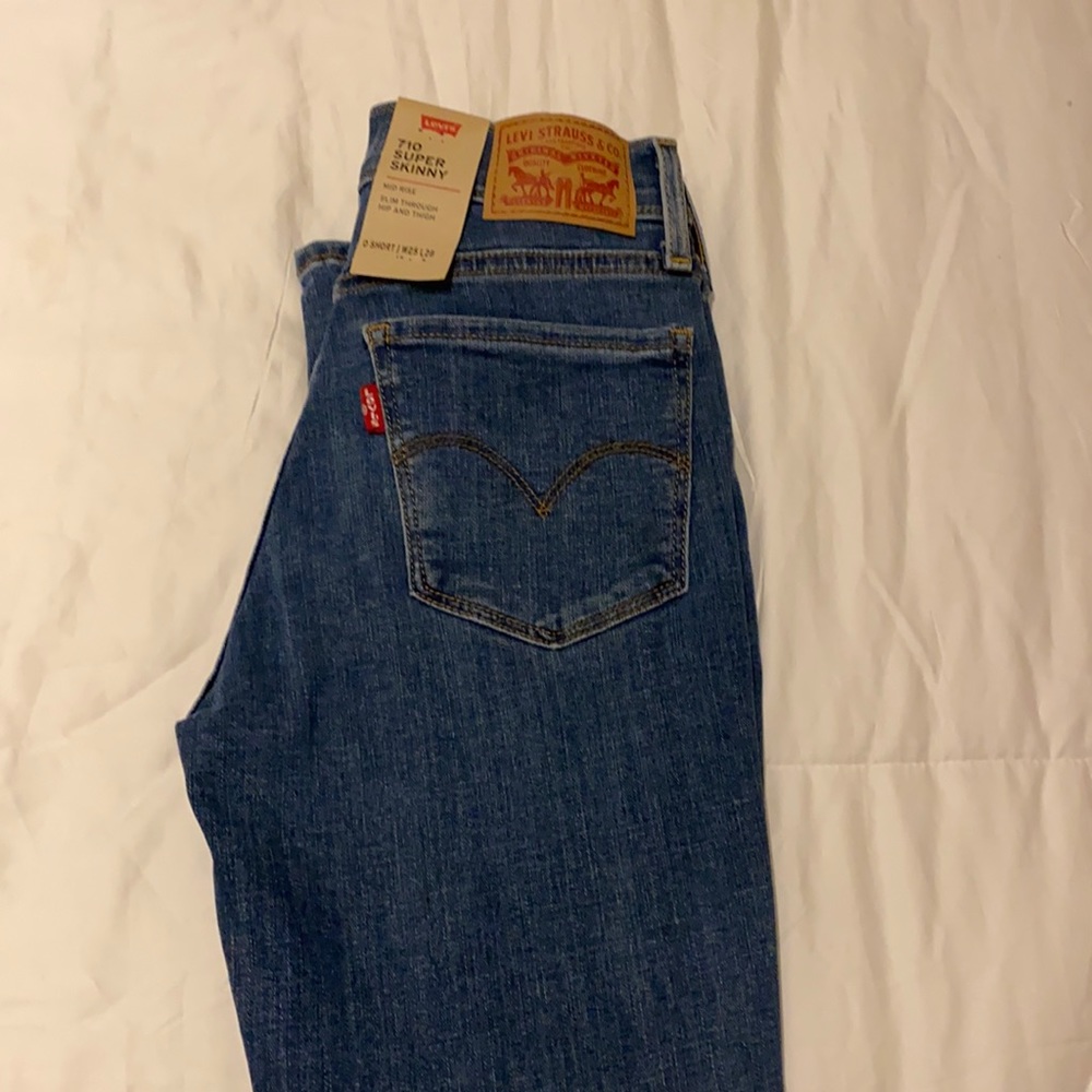 NWT Levi’s
